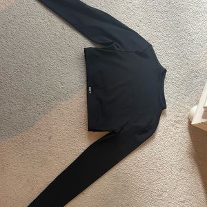 Set Active long sleeve medium workout top